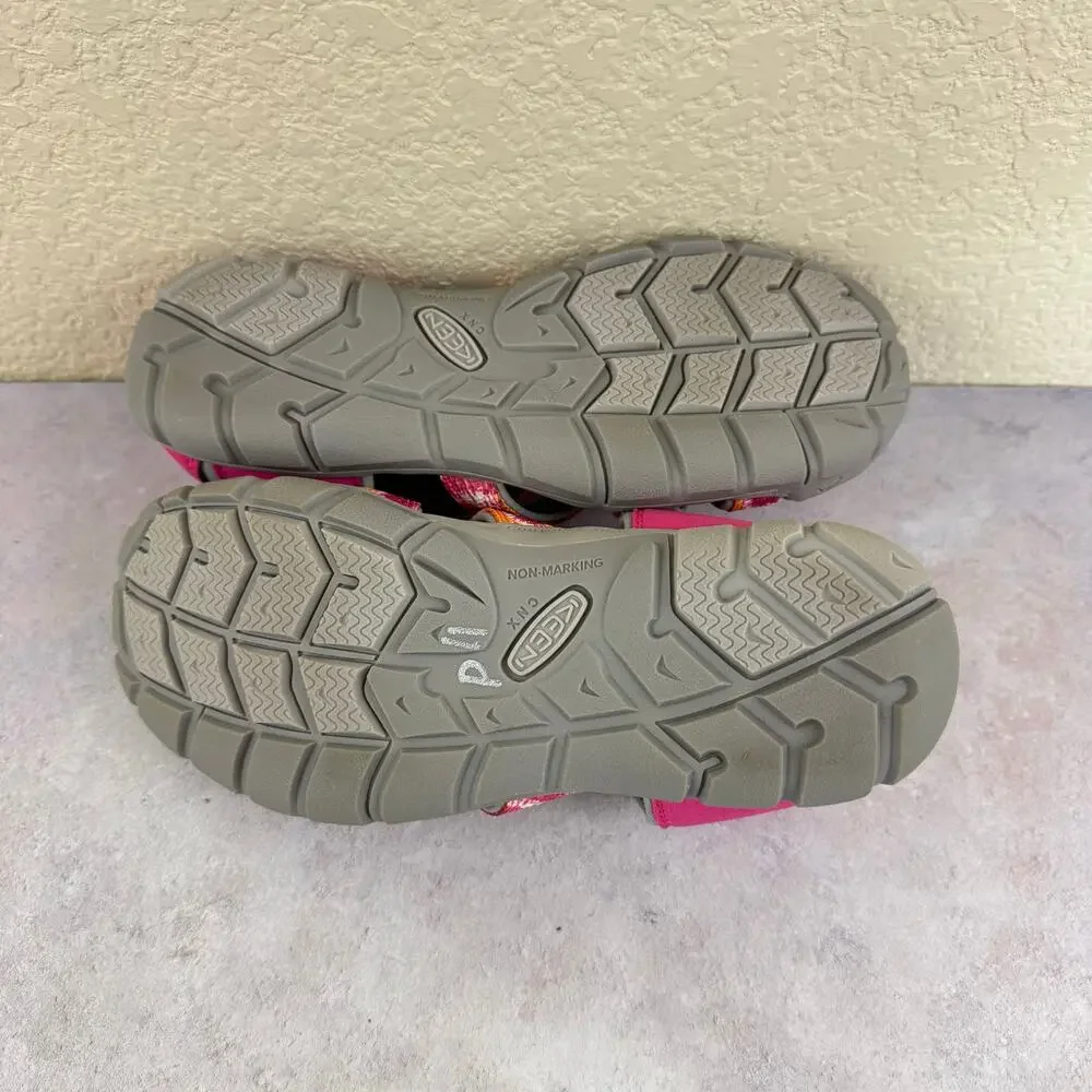 KEEN Moxie Sandals Girls Youth Size 6 Pink Yellow Water Shoes Closed Toe 1026320